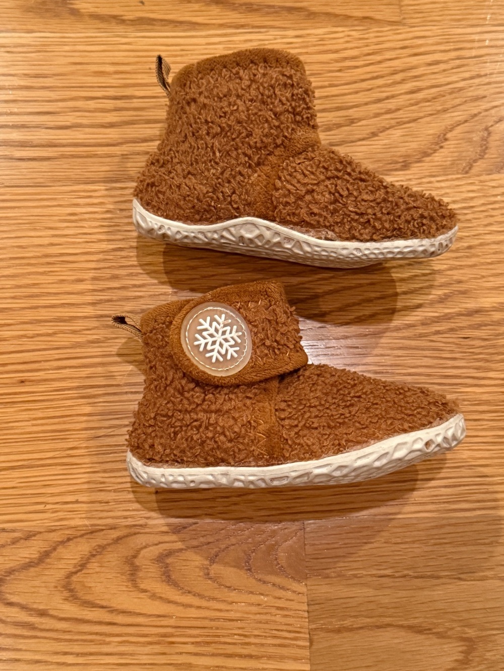 Sz 4-5.5 baby  Brown Faux-Shearling Slip-On Shoe Booties  - Brown